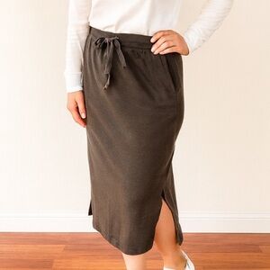 'Medina' Long Waistband Comfy Skirt